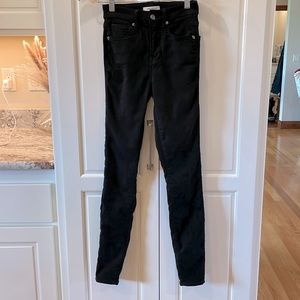 Good American women’s pants